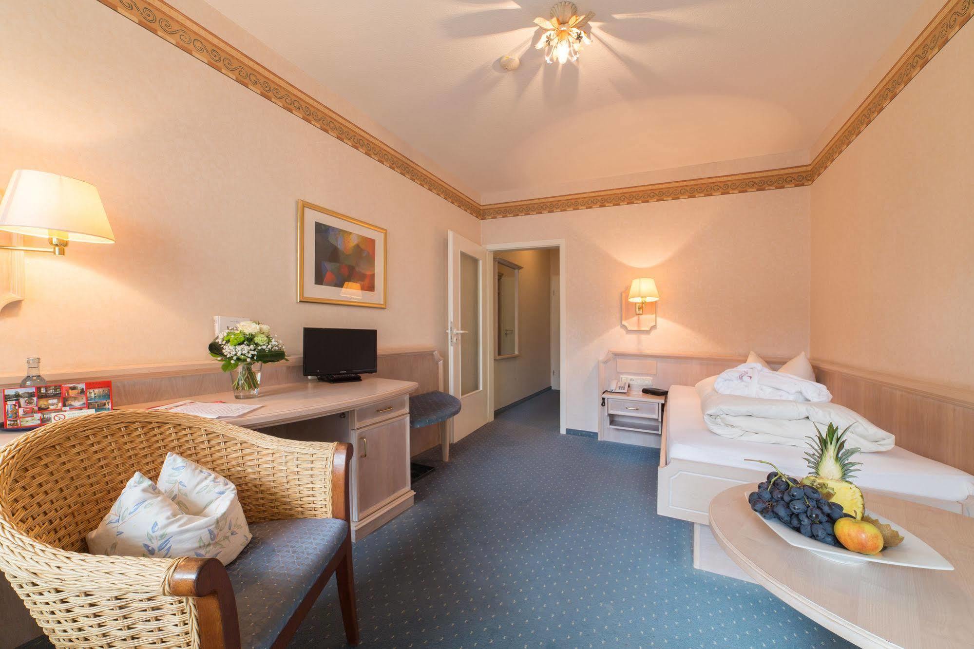 Hotel Bayernwinkel - Yoga & Ayurveda Bad Worishofen Ngoại thất bức ảnh